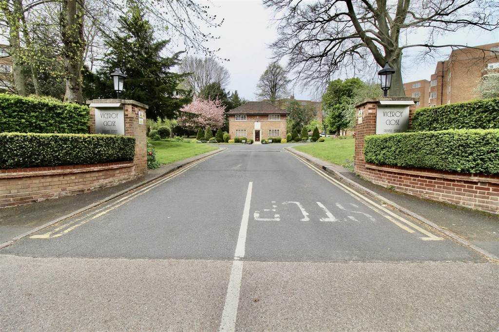 Images for Viceroy Close, Edgbaston, Birmingham