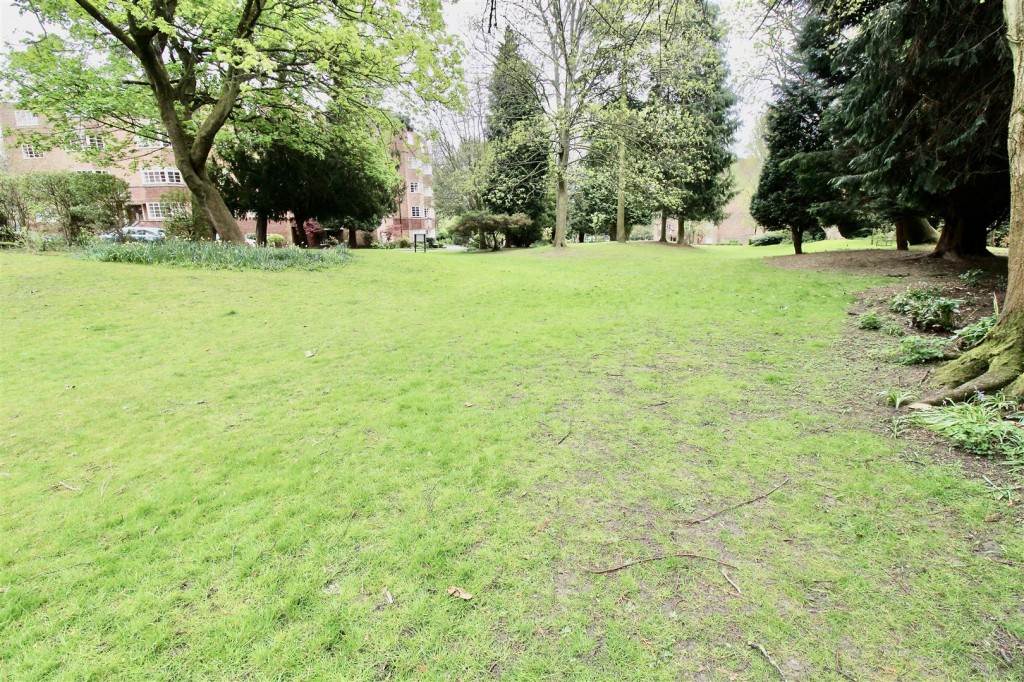 Images for Viceroy Close, Edgbaston, Birmingham