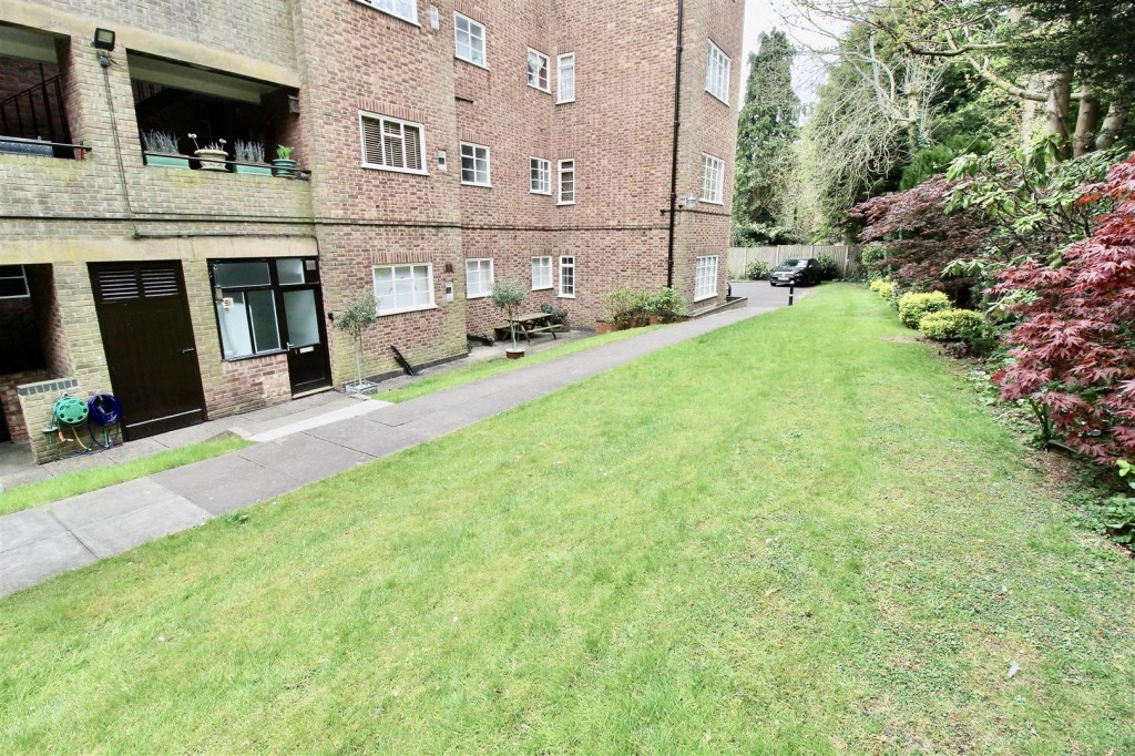 Images for Viceroy Close, Edgbaston, Birmingham