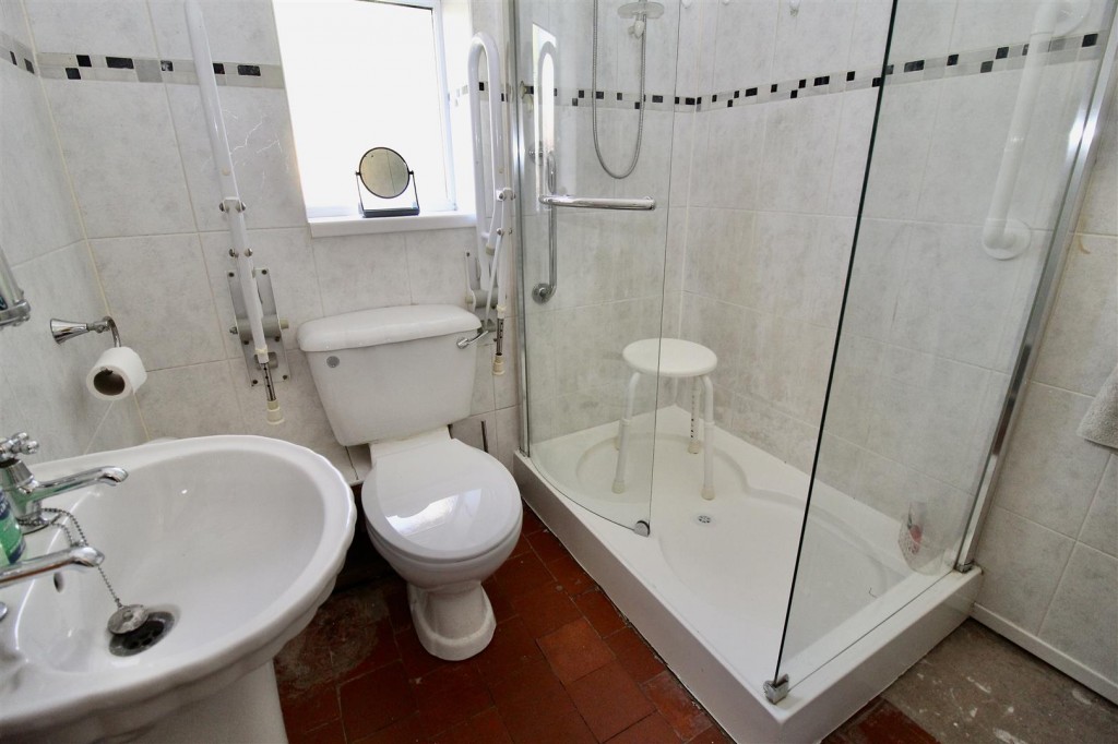 Images for Bradley Road, Birmingham