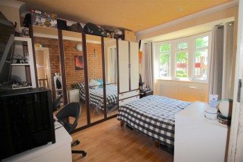 Hollyhurst Grove, Birmingham